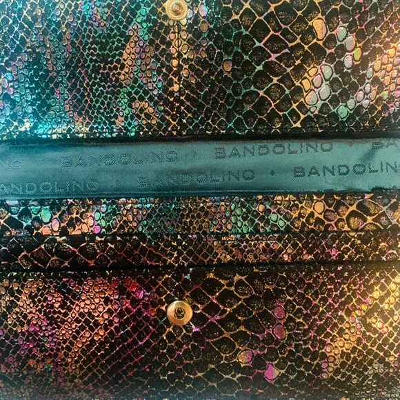 COOL COLORS SKIN WALLET.  7.5” long x 3.5” .75” deep.  RFID lined. - Picture 7 of 11